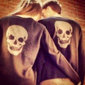 Skull Cashmere “Cammeline” Sweater   * 100% Cashmere *